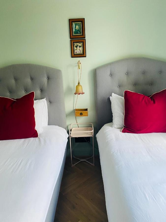 Ben A'An House Bed & Breakfast Каландър Екстериор снимка