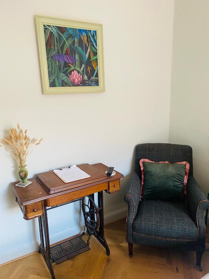 Ben A'An House Bed & Breakfast Каландър Екстериор снимка