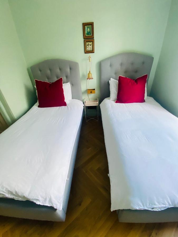 Ben A'An House Bed & Breakfast Каландър Екстериор снимка